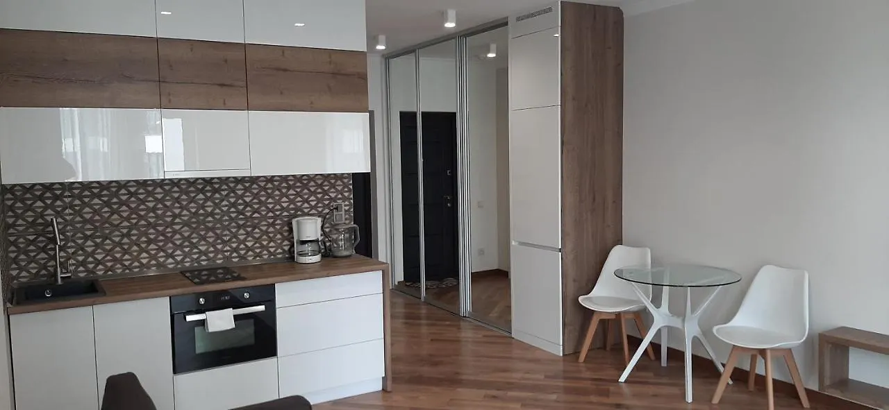 Apartament Красивая Квартира С Шикарным Видом У Метро Kijów 0*,