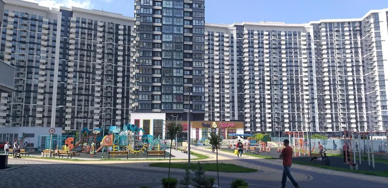 Apartament Красивая Квартира С Шикарным Видом У Метро Kijów